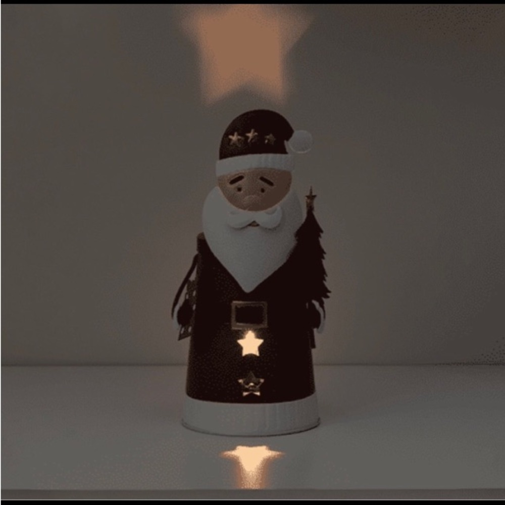 Santa Gift Basket with Scentsy items + - Picture 8 of 10